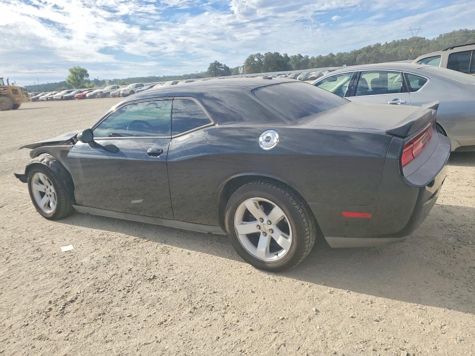 Photo 2 from auction – 2012 DODGE CHALLENGER with VIN 2C3CDYAG2CH228209