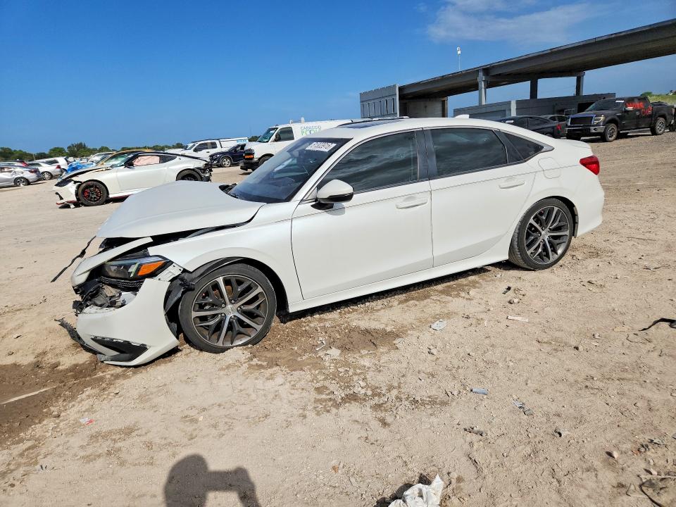 Photo 1 from auction – 2022 HONDA CIVIC with VIN 2HGFE1F92NH317113