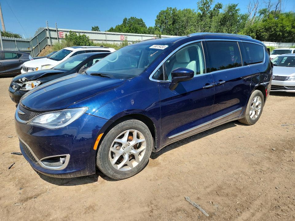 2019 CHRYSLER PACIFICA - Търг №59619456