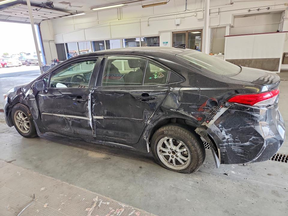 Photo 2 from auction – 2020 TOYOTA COROLLA with VIN JTDEBRBE2LJ016843