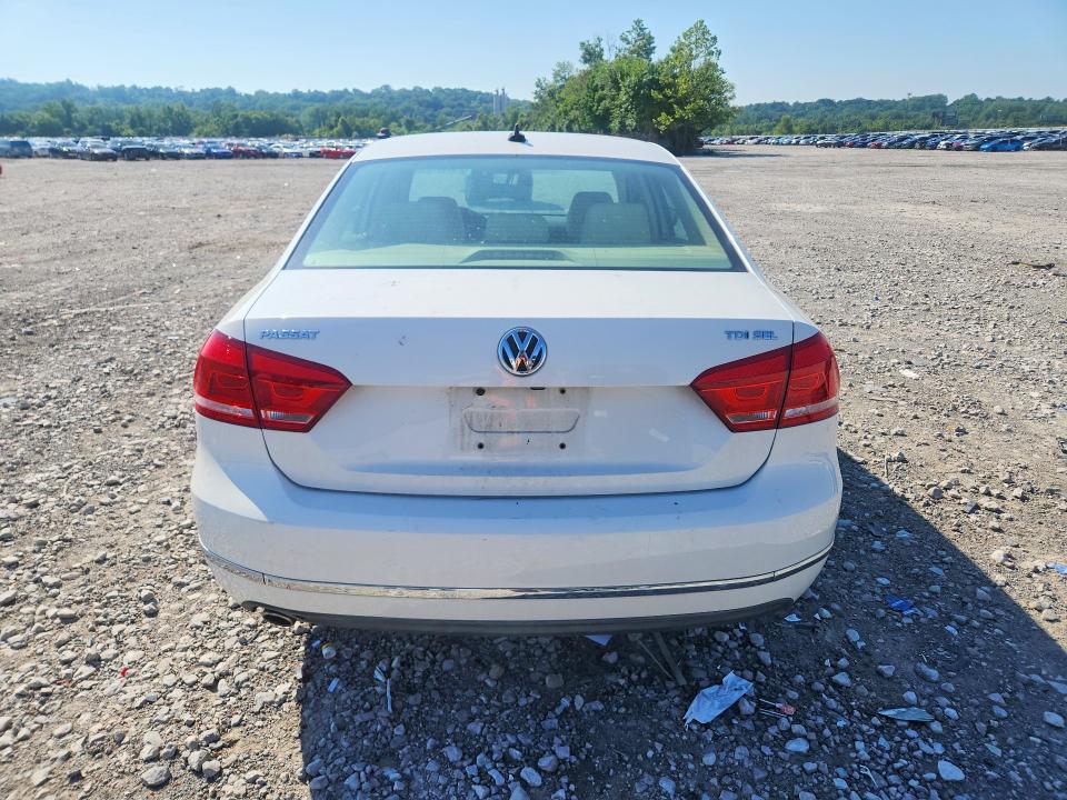 Photo 6 from auction – 2013 VOLKSWAGEN PASSAT with VIN 1VWCN7A3XDC075774