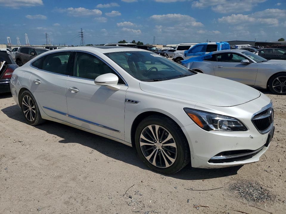 Photo 4 from auction – 2017 BUICK LACROSSE with VIN 1G4ZR5SS3HU124935