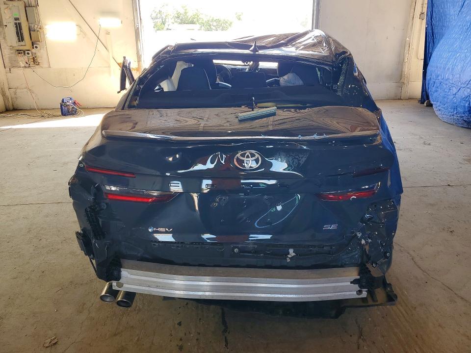 Photo 6 from auction – 2026 TOYOTA CAMRY with VIN 4T1DAACK1TU663846