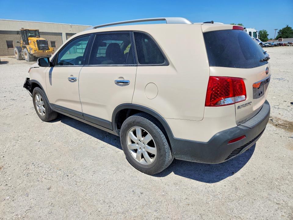 Photo 2 from auction – 2011 KIA SORENTO with VIN 5XYKT4A10BG130890