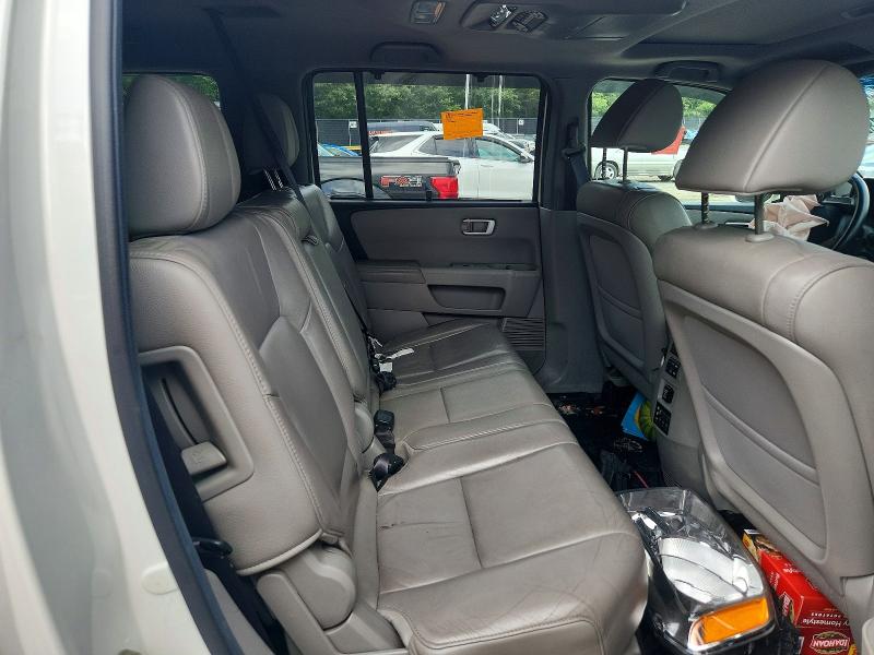 Photo 11 from auction – 2012 HONDA PILOT with VIN 5FNYF4H95CB018155