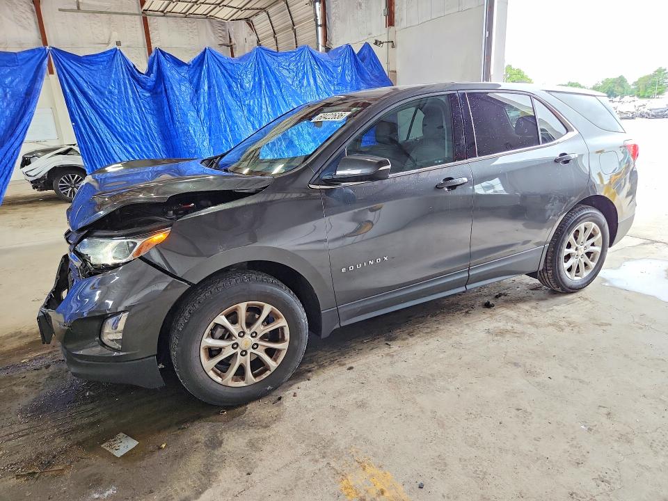 CHEVROLET EQUINOX 2018 with VIN 2GNAXSEV2J6252039 - Photo from auction