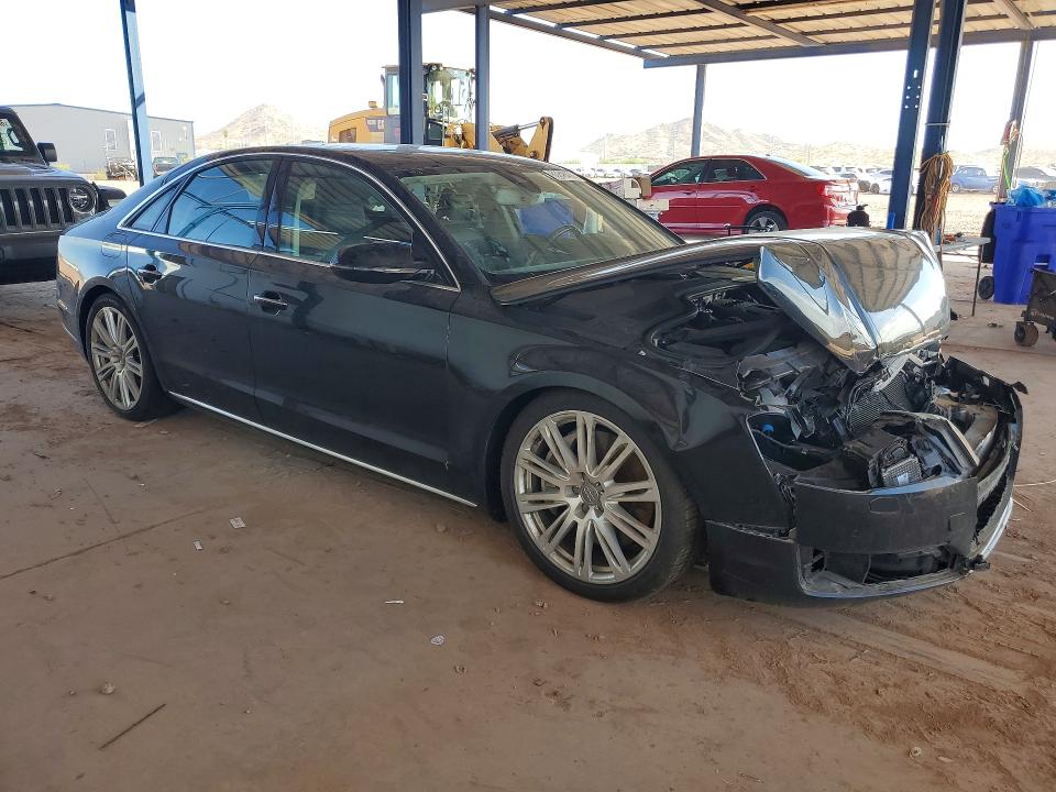 Photo 4 from auction – 2015 AUDI A8 with VIN WAUJGAFD7FN013899