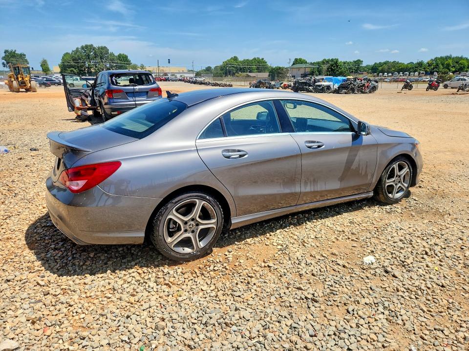 Photo 3 from auction – 2018 MERCEDES-BENZ CLA with VIN WDDSJ4EB0JN586703