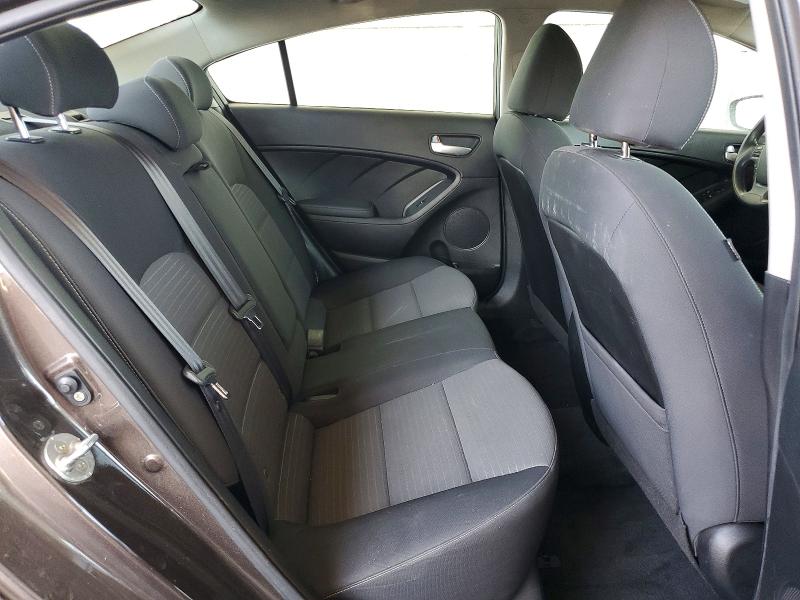 Photo 10 from auction – 2017 KIA FORTE with VIN 3KPFL4A75HE132923