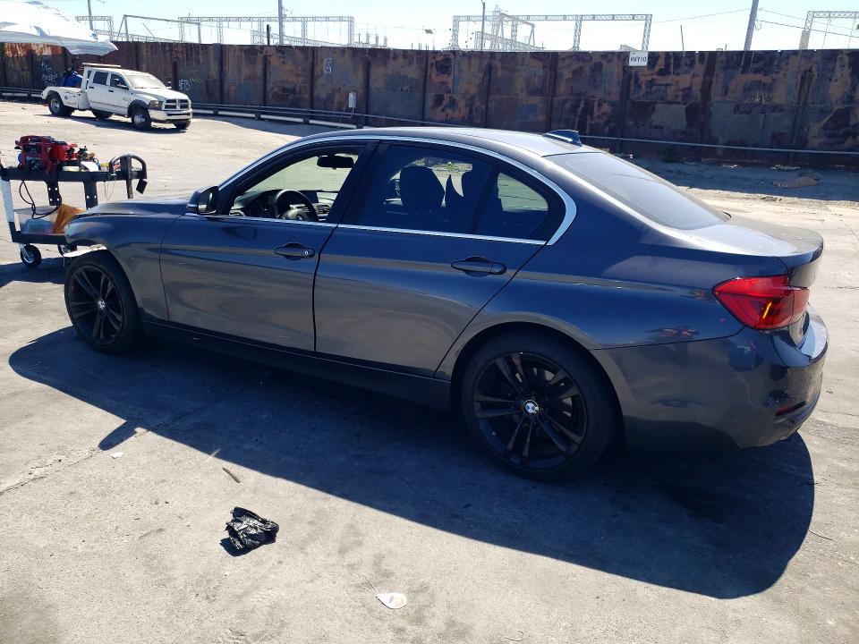 Photo 2 from auction – 2017 BMW 328 with VIN WBA8E5C56HK388762