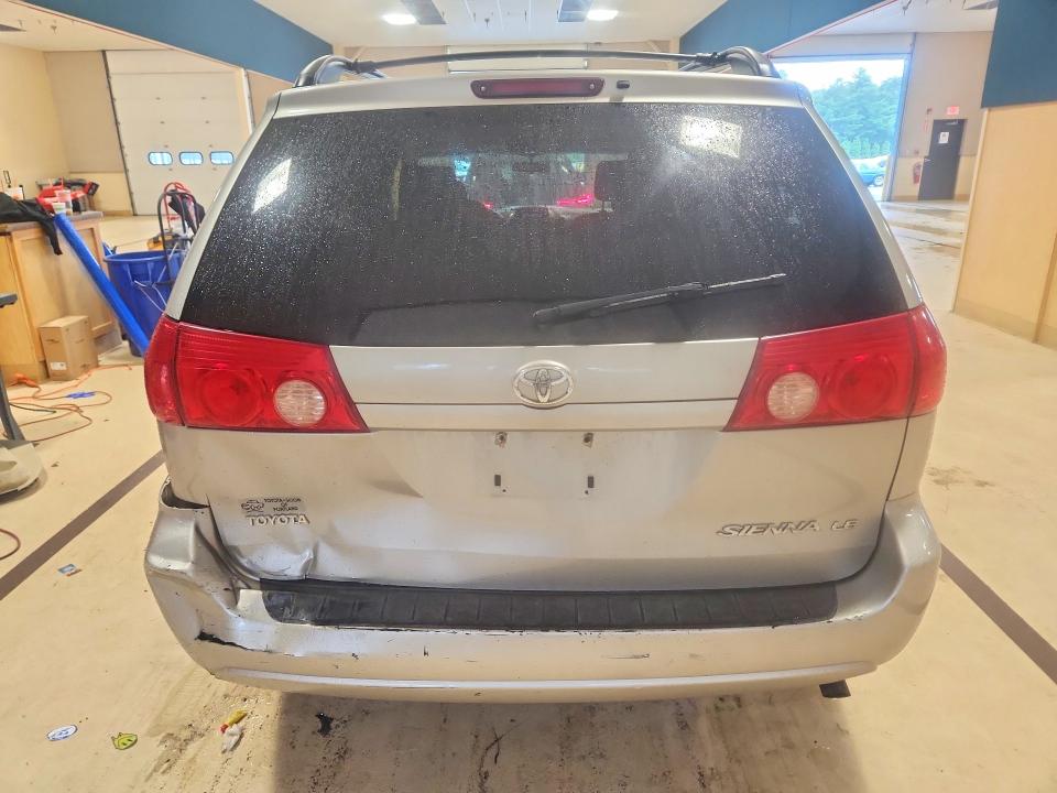 Photo 6 from auction – 2007 TOYOTA SIENNA with VIN 5TDZK23C77S076342