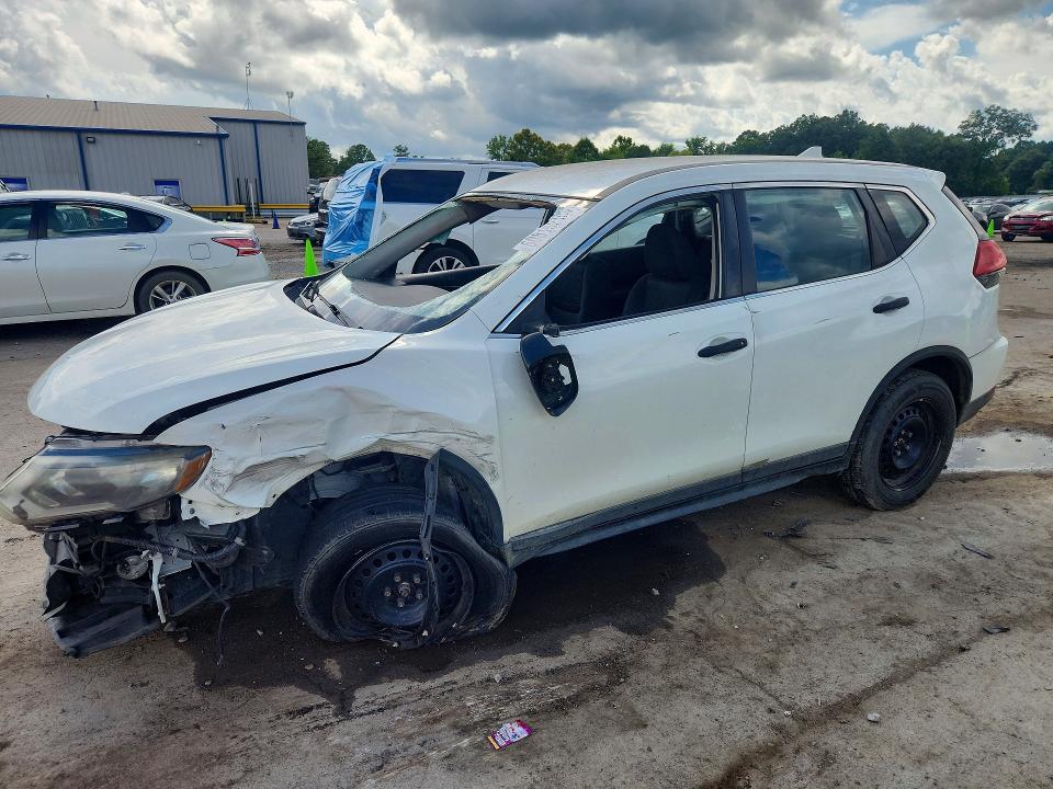 NISSAN ROGUE 2017 with VIN KNMAT2MV1HP528484 - Photo from auction
