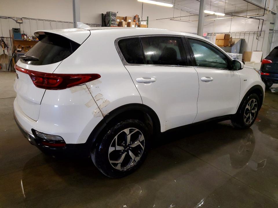 Photo 3 from auction – 2021 KIA SPORTAGE with VIN KNDPMCAC8M7944509