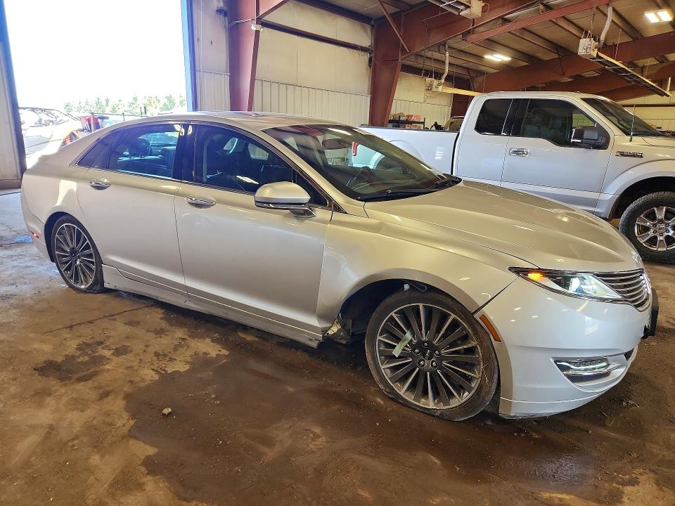 Photo 4 from auction – 2015 LINCOLN MKZ with VIN 3LN6L2LU9FR601696