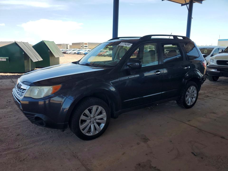 SUBARU FORESTER 2011 with VIN JF2SHADC0BH732792 - Photo from auction