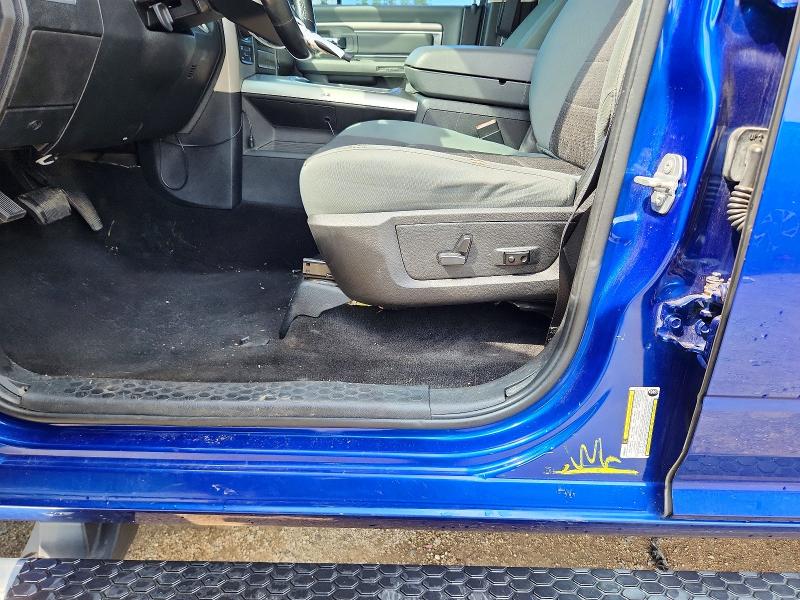 Photo 13 from auction – 2017 RAM 1500 with VIN 1C6RR7LM9HS519480