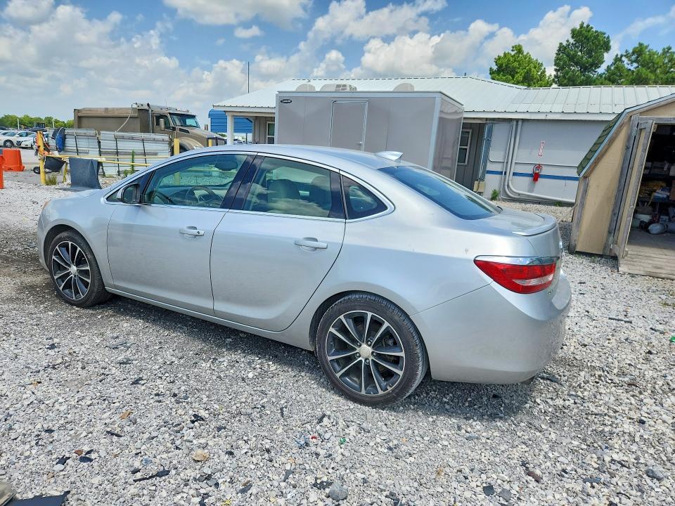 Photo 2 from auction – 2016 BUICK VERANO with VIN 1G4PW5SK8G4173093