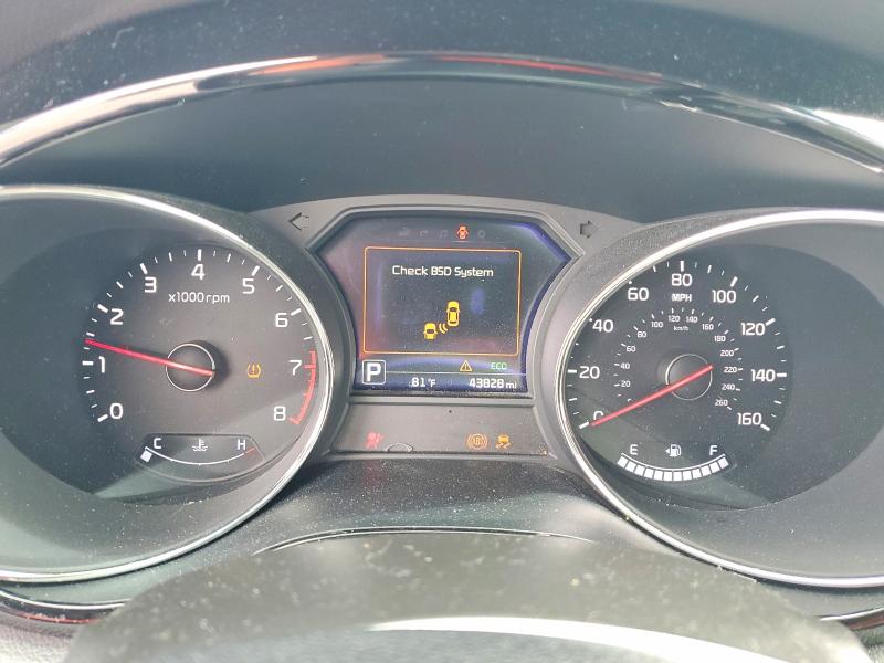 Foto 9 de la subasta – 2017 KIA SEDONA con VIN KNDMC5C16H6326470