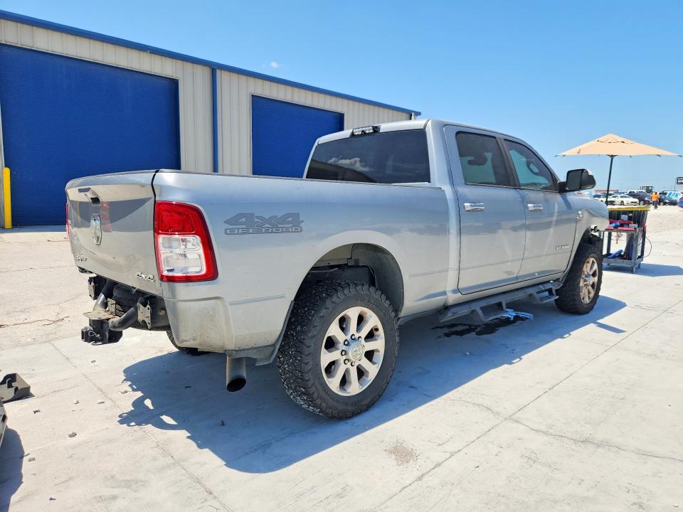 Photo 3 from auction – 2021 RAM 2500 with VIN 3C6UR5DL6MG583160
