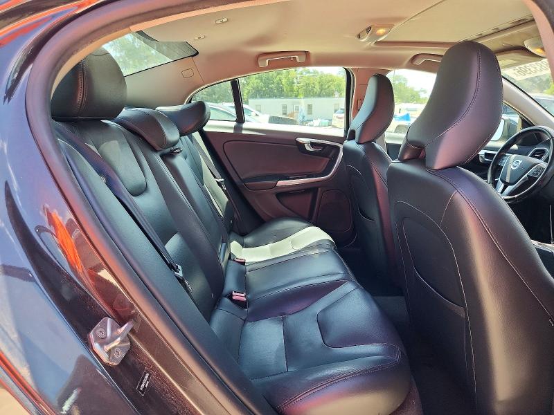 Photo 10 from auction – 2016 VOLVO S60 with VIN YV126MFK5G2396863