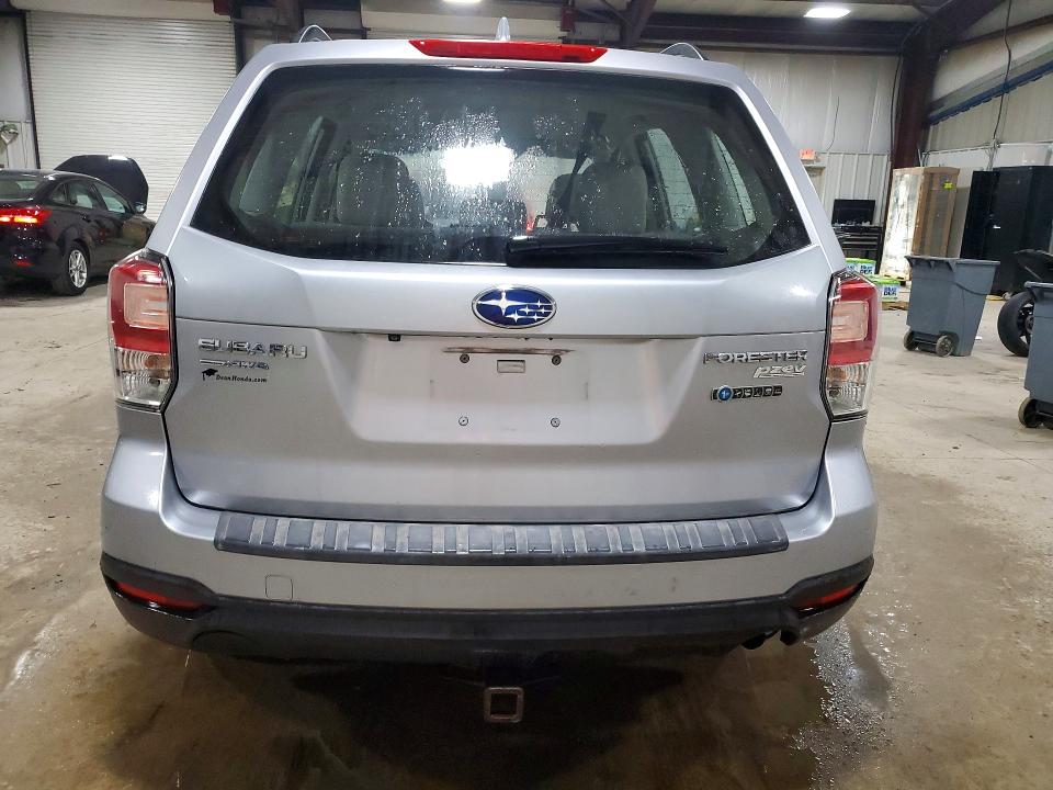 Photo 6 from auction – 2017 SUBARU FORESTER with VIN JF2SJABC7HH593163