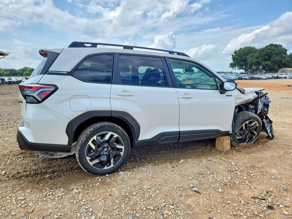 Photo 3 from auction – 2025 SUBARU FORESTER with VIN JF2SLSED5SH440051