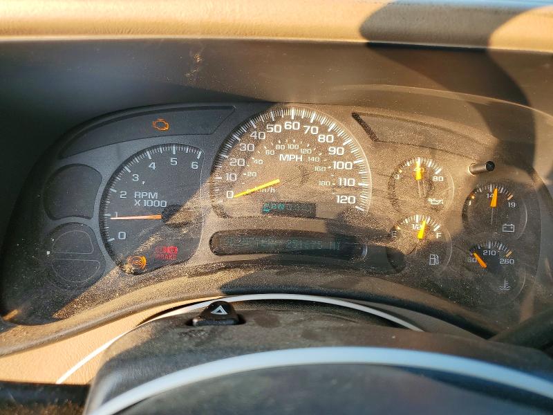 Photo 9 from auction – 2003 CHEVROLET SILVERADO with VIN 2GCEC19T531205001