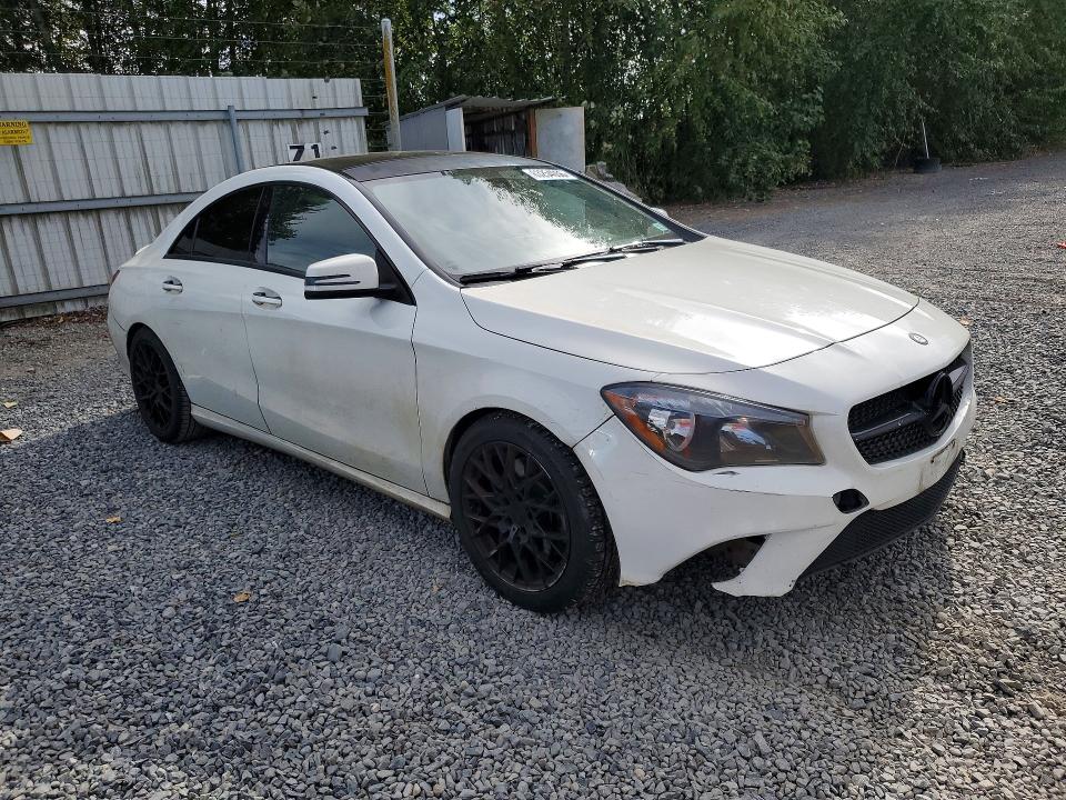 Photo 4 from auction – 2015 MERCEDES-BENZ CLA with VIN WDDSJ4EB2FN225674