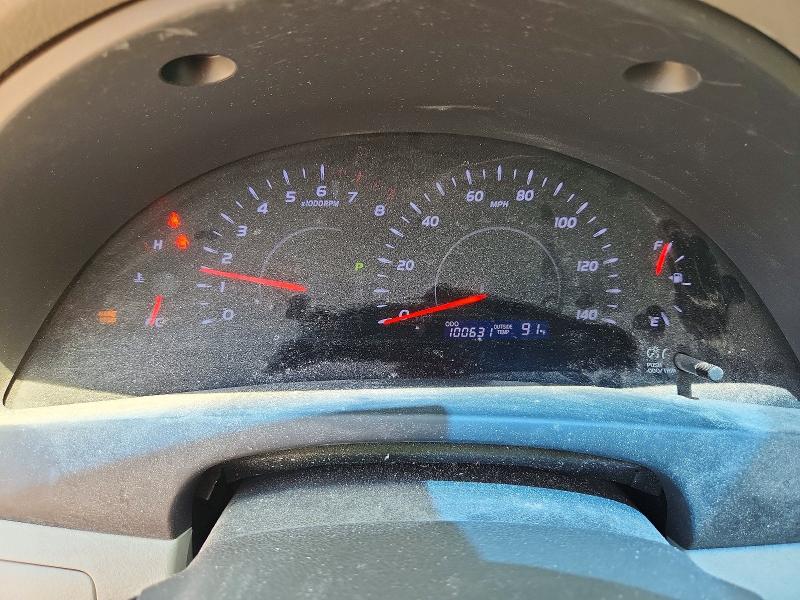 Zdjęcie 9 z aukcji – 2011 TOYOTA CAMRY z VIN 4T1BF3EK8BU228693