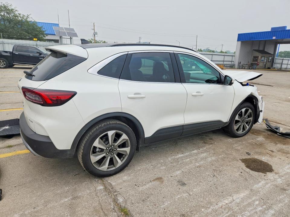 Photo 3 from auction – 2025 FORD ESCAPE with VIN 1FMCU9JA2SUA22540