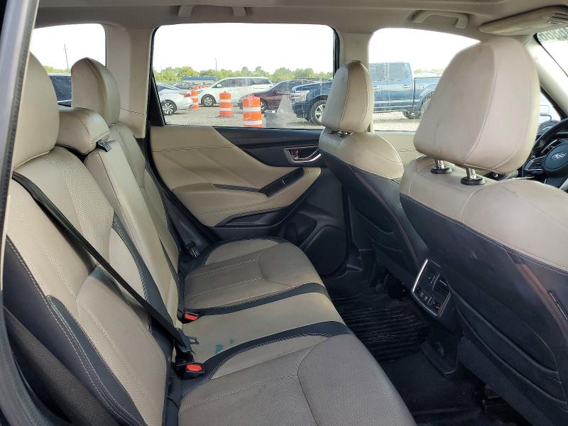 Photo 10 from auction – 2019 SUBARU FORESTER with VIN JF2SKASC8KH471965
