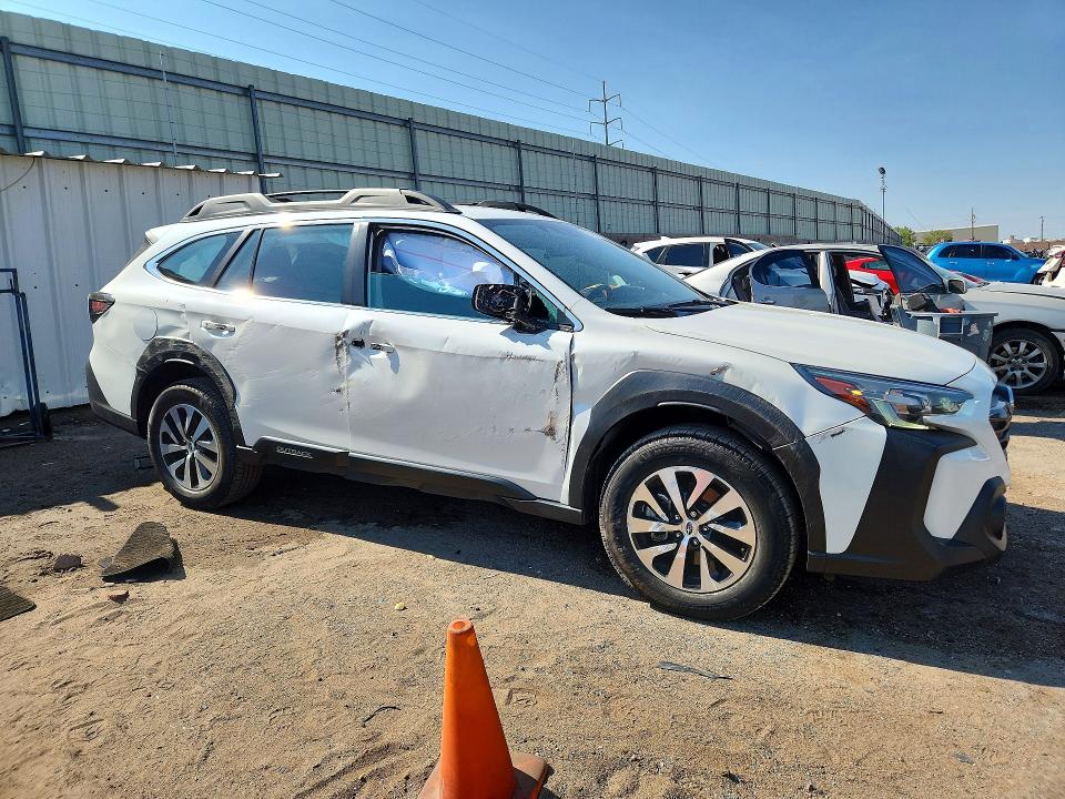 Photo 4 from auction – 2023 SUBARU OUTBACK with VIN 4S4BTAAC7P3163411