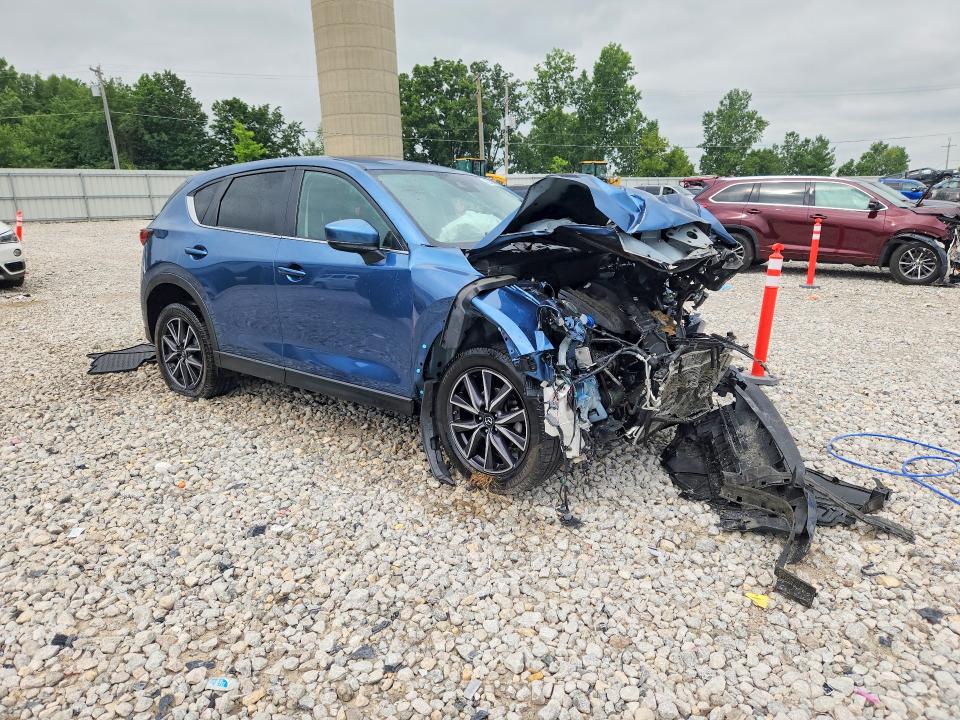 Photo 4 from auction – 2018 MAZDA CX-5 with VIN JM3KFBCM3J0428543