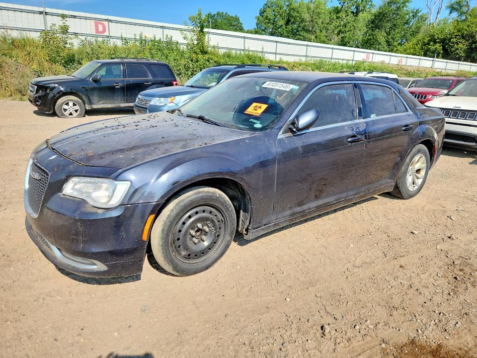 CHRYSLER 300 2015 with VIN 2C3CCAAG8FH830448 - Photo from auction