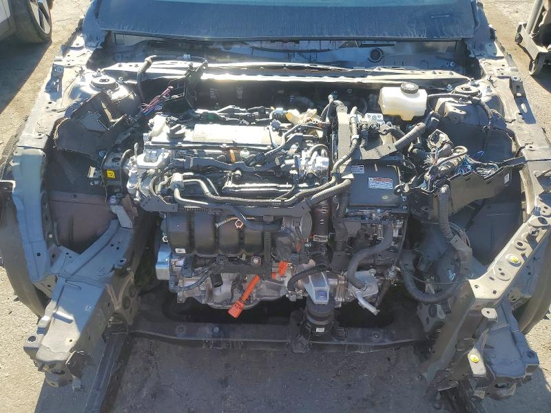 Photo 11 from auction – 2025 LEXUS ES 300H with VIN 58ADA1C19SU073019