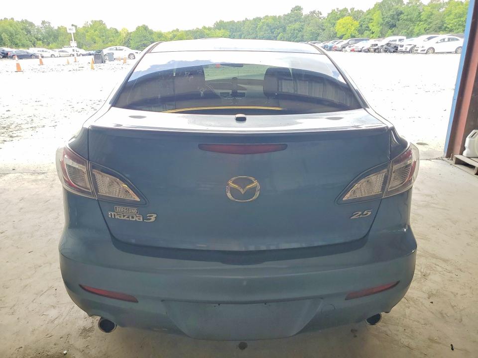 Photo 6 from auction – 2011 MAZDA MAZDA3 with VIN JM1BL1U5XB1365830