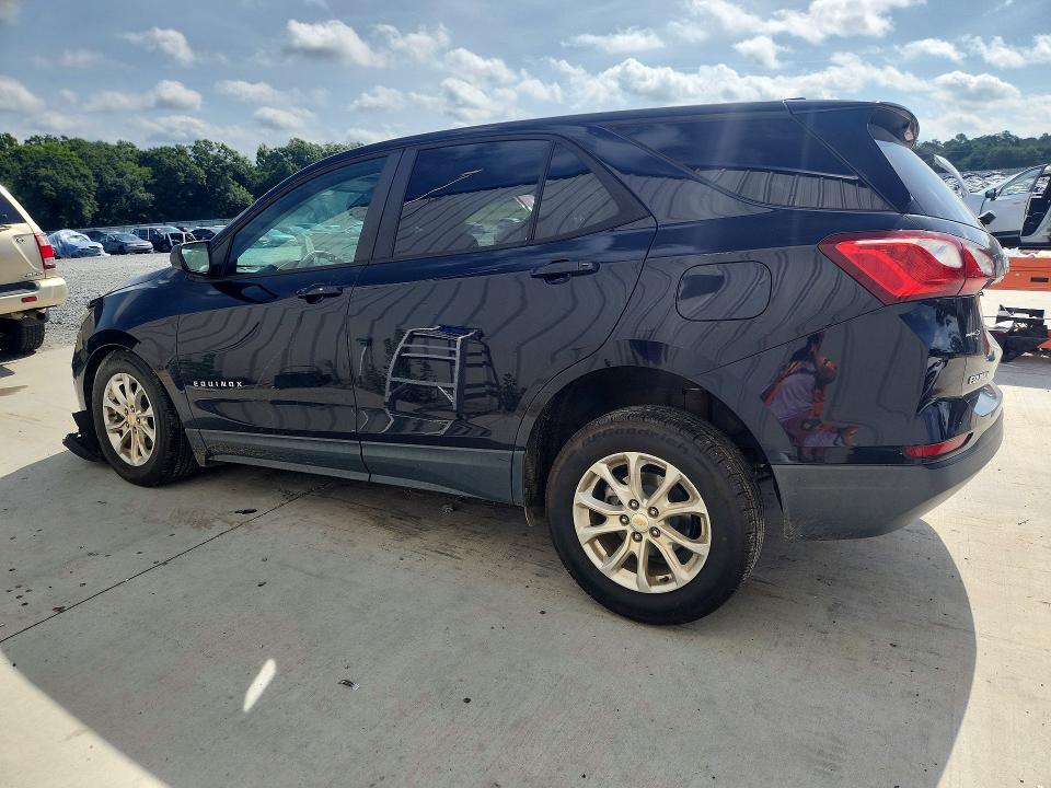 Photo 2 from auction – 2020 CHEVROLET EQUINOX with VIN 2GNAXHEV0L6123271