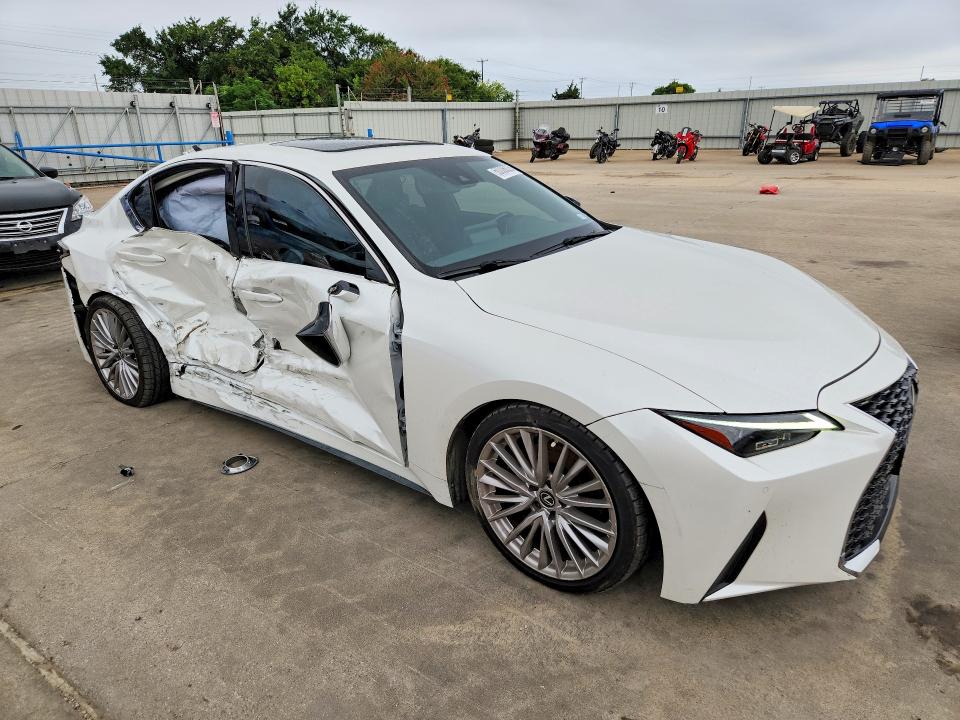 Photo 4 from auction – 2022 LEXUS IS with VIN JTHDA1D2XN5119196