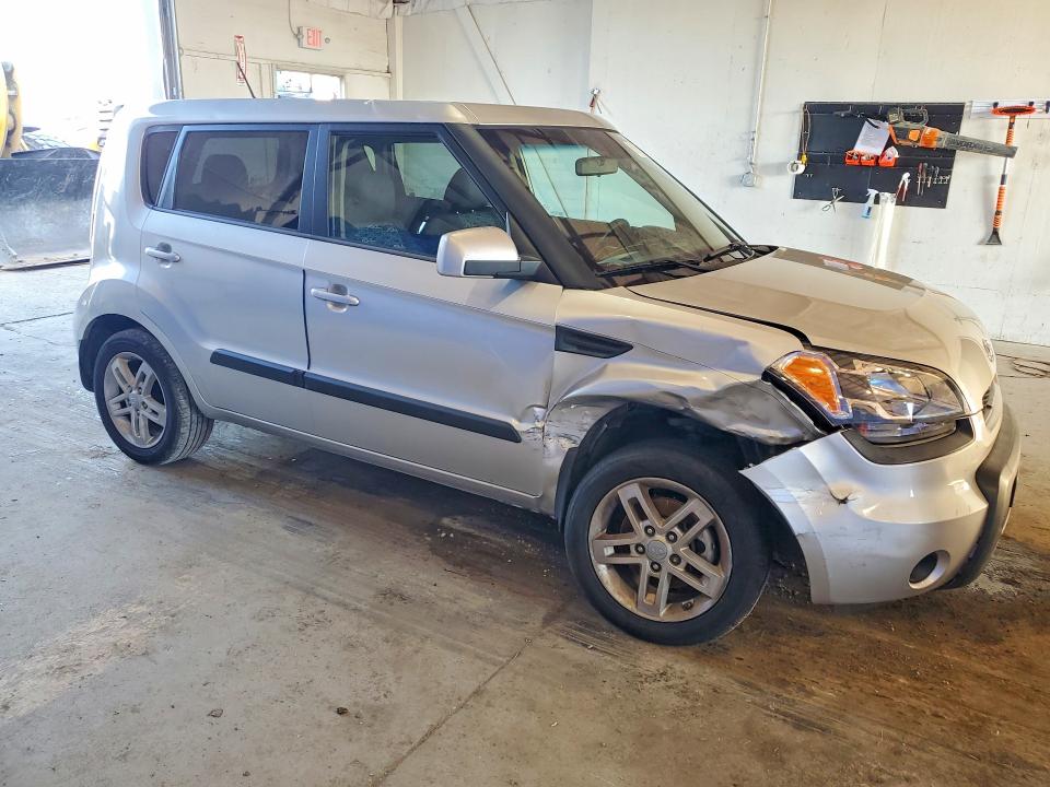 Photo 4 from auction – 2011 KIA SOUL with VIN KNDJT2A26B7321591