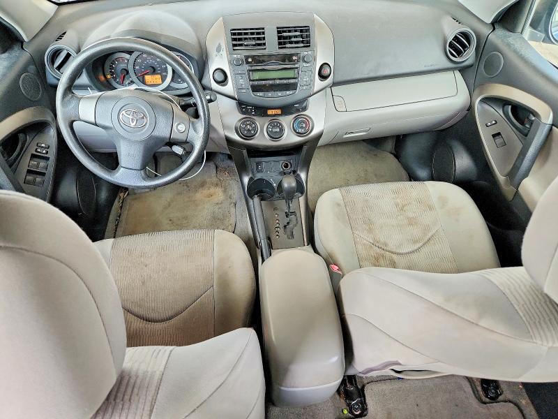 Photo 8 from auction – 2010 TOYOTA RAV4 with VIN JTMZF4DV6AD016104