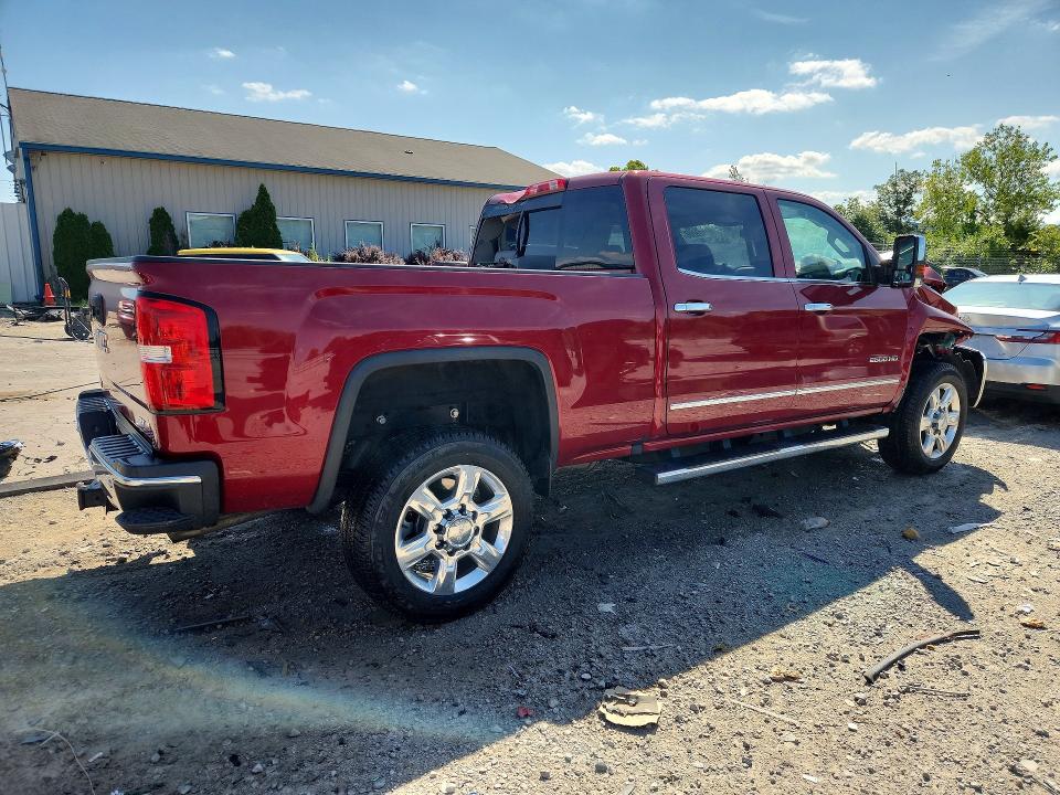 Photo 3 from auction – 2019 GMC SIERRA with VIN 1GT12REGXKF270099