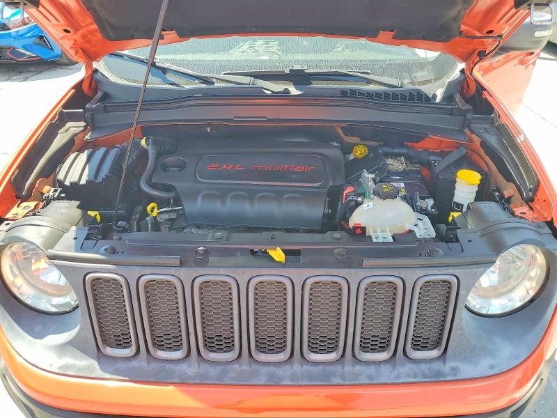 Photo 11 from auction – 2015 JEEP RENEGADE with VIN ZACCJBCT5FPC01228