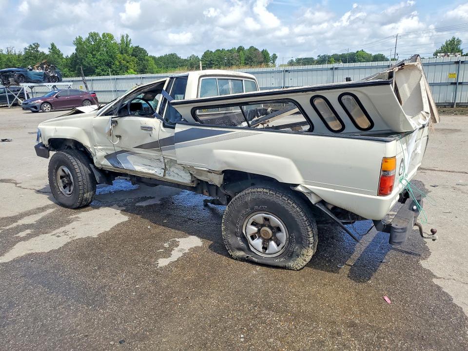 Photo 2 from auction – 1988 TOYOTA PICKUP with VIN JT4RN67P1J8007654