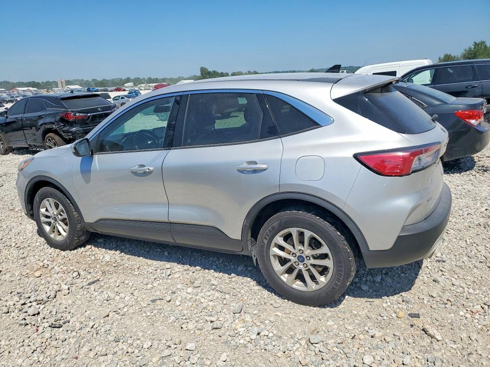Photo 2 from auction – 2020 FORD ESCAPE with VIN 1FMCU9G62LUA28049