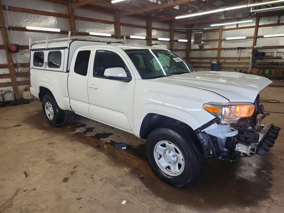 Photo 4 from auction – 2021 TOYOTA TACOMA with VIN 3TYRX5GN0MT008043