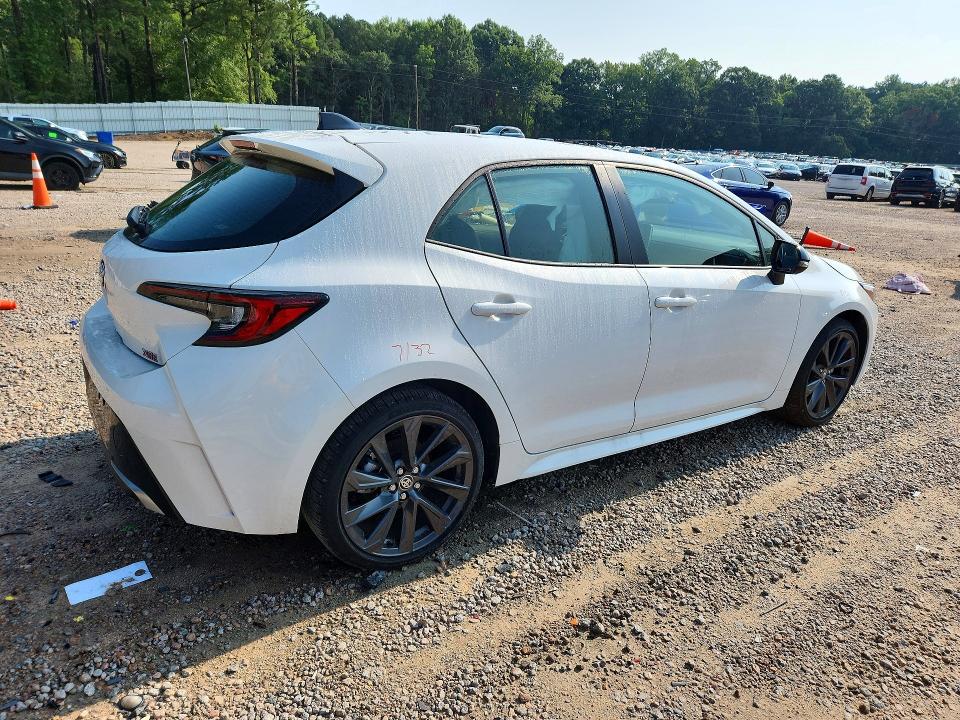 Photo 3 from auction – 2026 TOYOTA COROLLA with VIN JTNC4MBE2T3261873