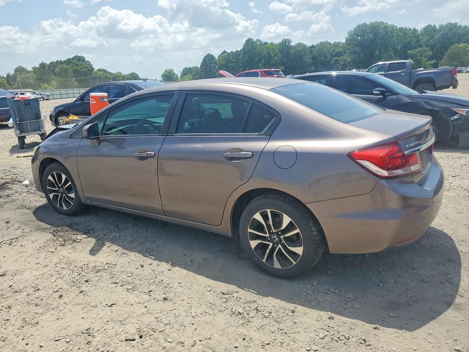 Photo 2 from auction – 2015 HONDA CIVIC with VIN 19XFB2F89FE033642