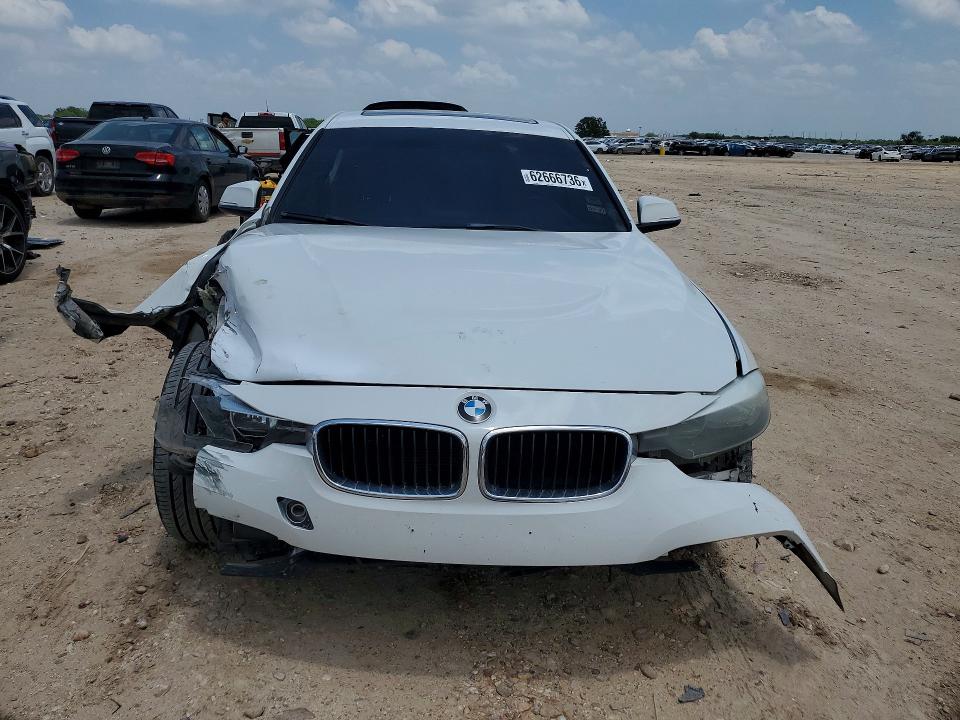 Photo 5 from auction – 2016 BMW 328 with VIN WBA8E9G53GNT44216
