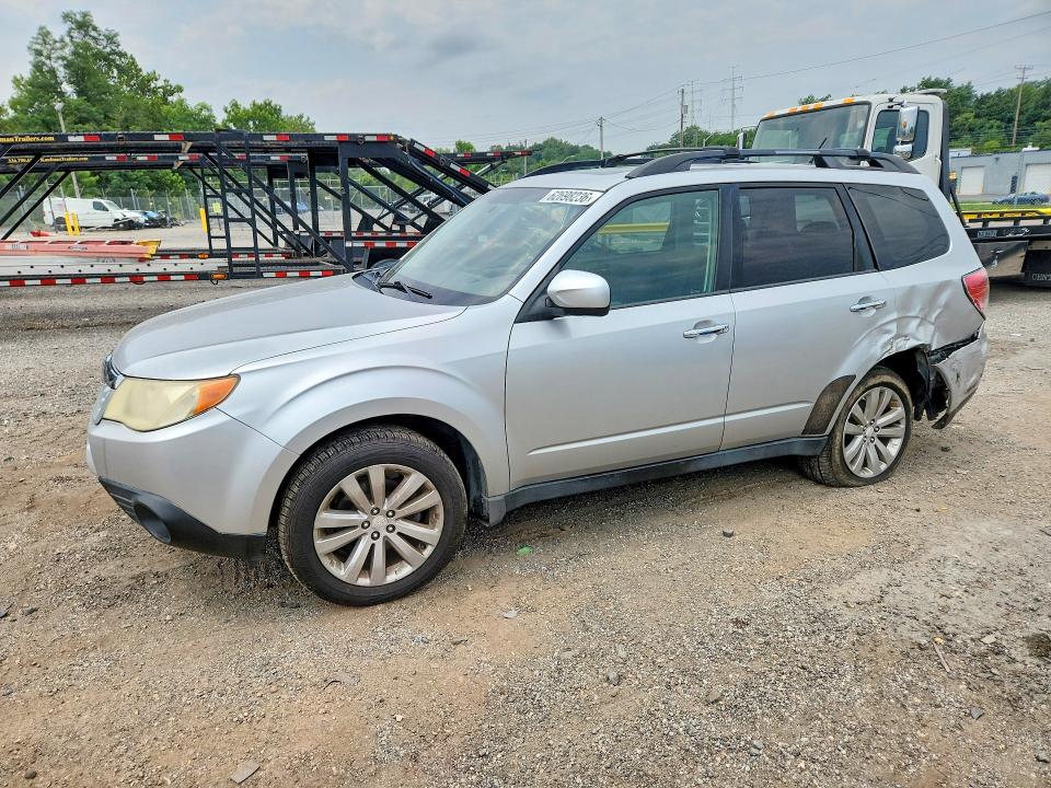 SUBARU FORESTER 2011 with VIN JF2SHBDC5BH701253 - Photo from auction