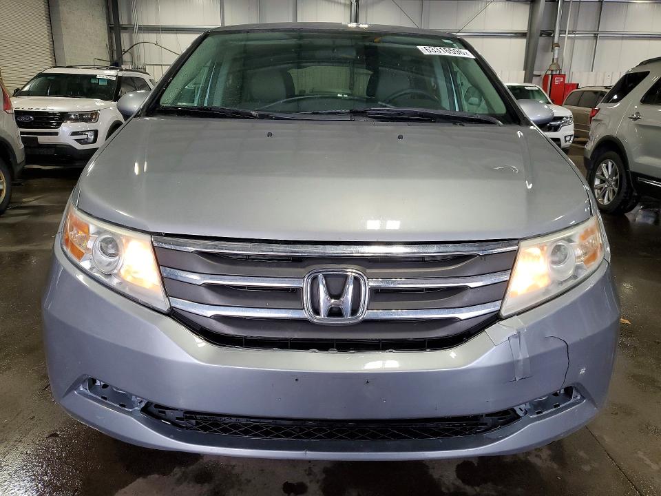 Photo 5 from auction – 2016 HONDA ODYSSEY with VIN 5FNRL5H32GB007621